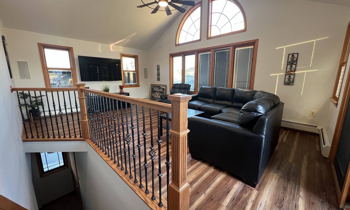 Ship Bottom Apartment | Newly Renovated 4BR 2BA Ocean Block Bay View Ship Bottom Home Central Location