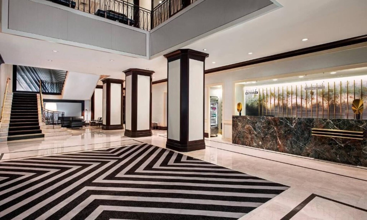 Financial District Hotel | NYC Urban Retreat