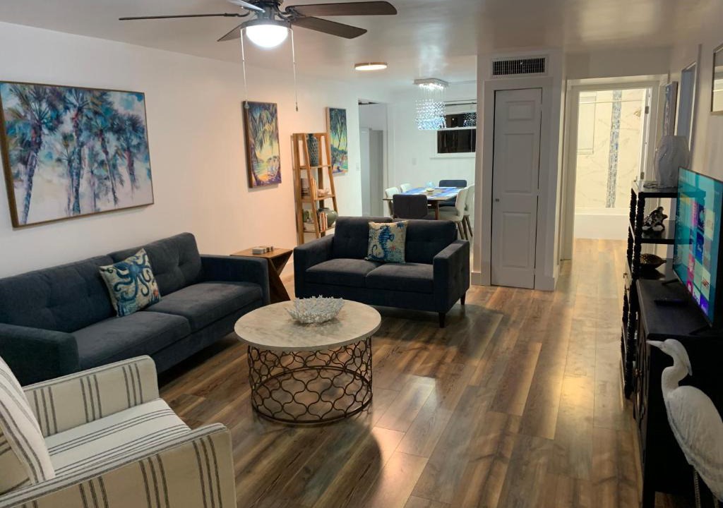 Briny Breezes Apartment | Oasis in Ocean Ridge, Walk to the Beach