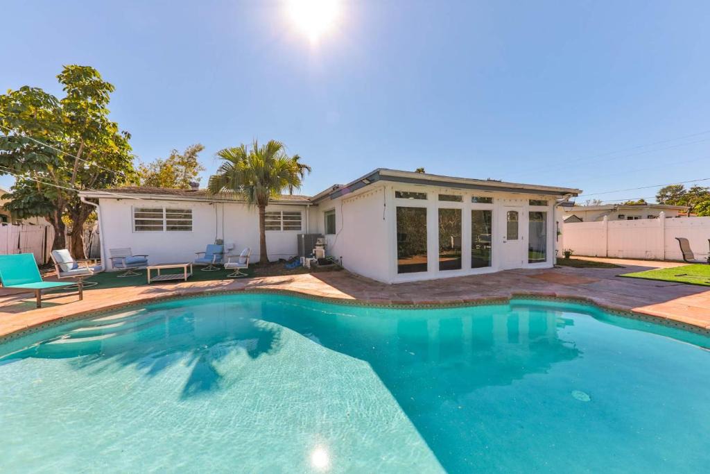 Highland Lakes House | Oasis of Love and Joy Family