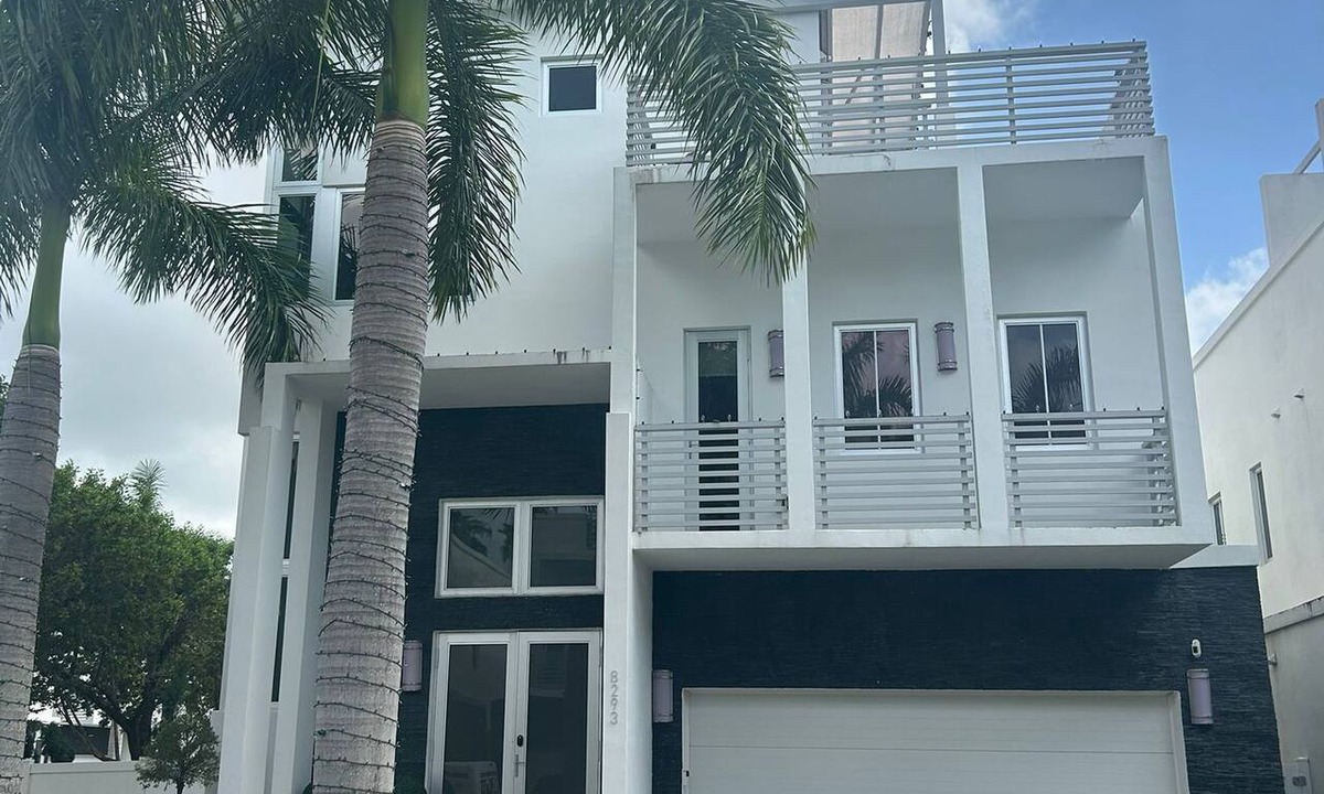 Doral House | Oasis