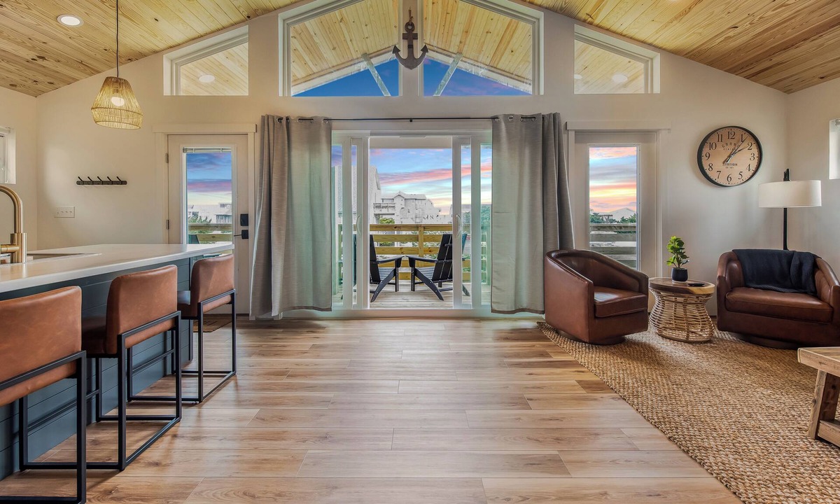 Rodanthe Cottage | OBX Couples Getaway With Hot Tub-Short Walk to the Beach