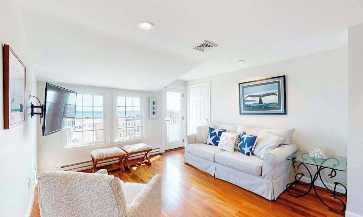 Harwich Port Condo | Oceanfront, 2nd-floor condo with stunning view - steps to Bank Street Beach