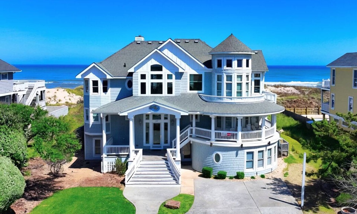 Pine Island House | OCEANFRONT, 9 BRs, Private Pool, Theater Rm, Rec Rm, Ocean Views, PI134, Heavenly Dayz