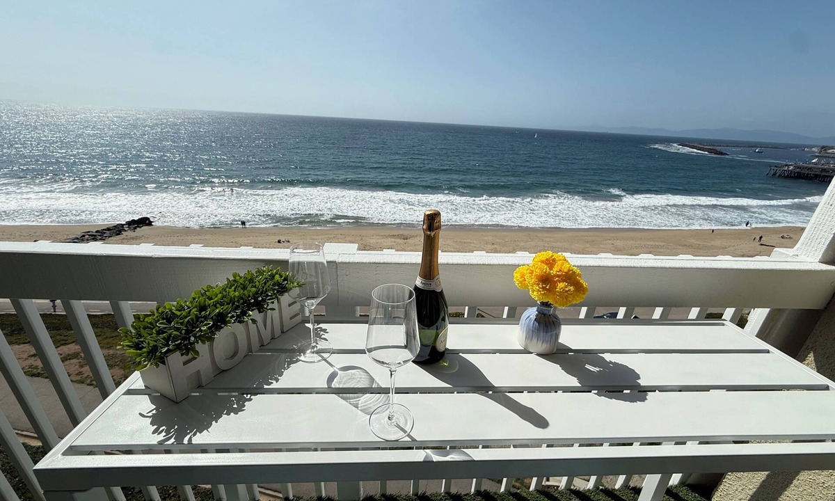South Redondo Apartment | Oceanfront Getaway - Stunning Views