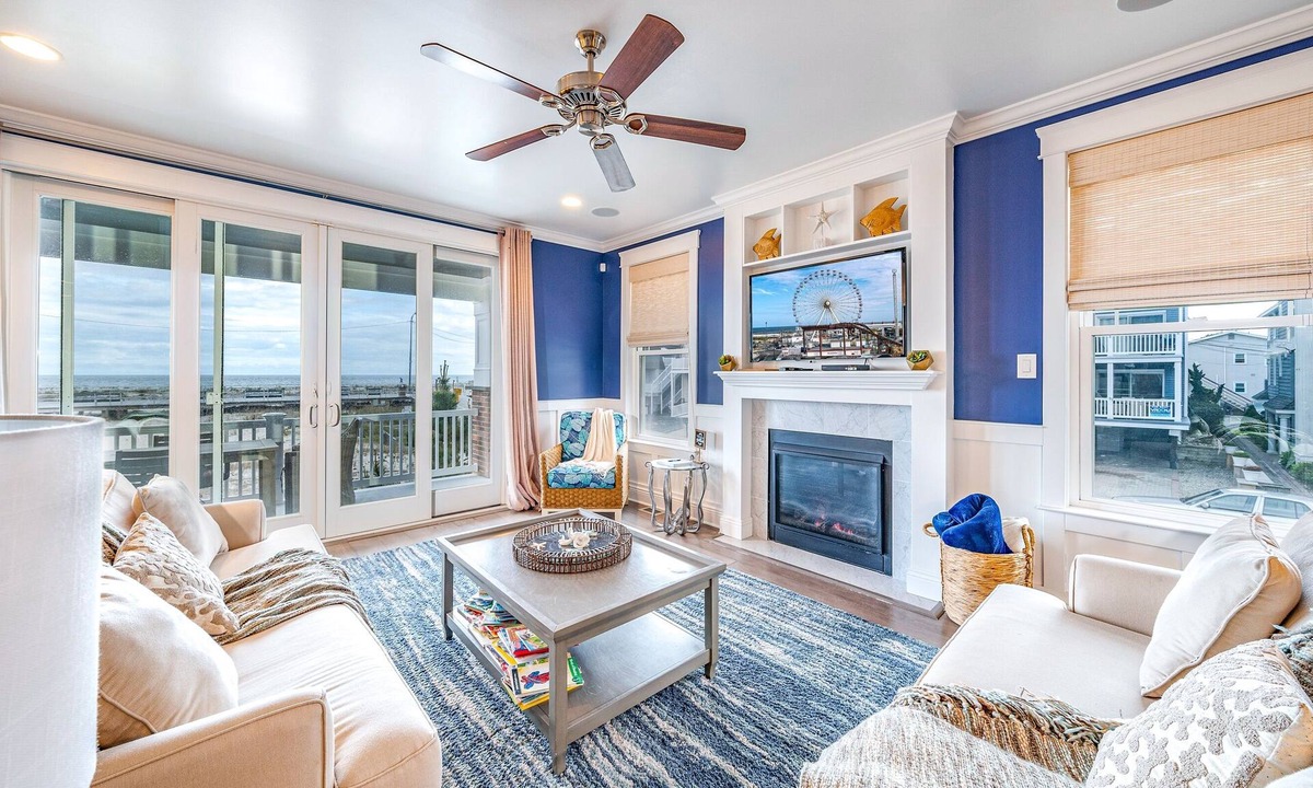 North End House | Oceanfront Luxury:5BR 4BA Home with Front Porch & Modern Comforts