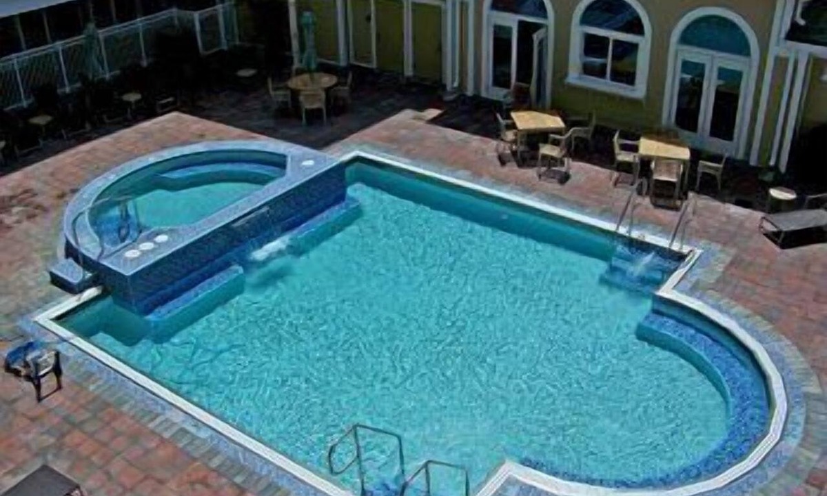 North Wildwood Condo | OCEANFRONT PENTHOUSE 4 Bedroom 3 Bath The Pointe at Moore's Inlet