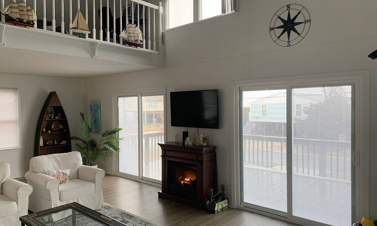 Broadkill Beach House | One minute walk to the beach! Family friendly. Beautiful sunrise/sunset views!
