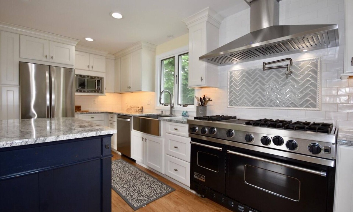 Osterville House | Osterville- Spacious, family friendly renovated 3BR, Outdoor shower & Beach Pass