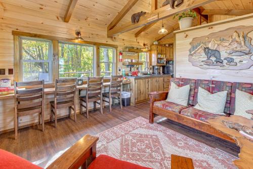 Martel House | Outdoor Oasis w/Fire Pit & Dock: Galion Log Cabin