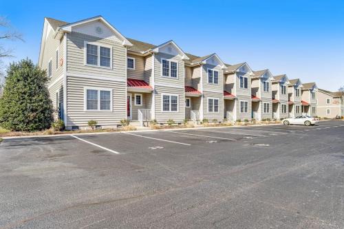 Rehoboth Beach House | Oyster Bay Villas - 20411 Jeb Dr Unit #37