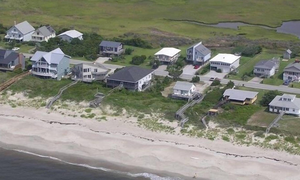 Caswell Beach Cottage | Paradise Found, Beautiful Marsh Views And Seconds From A Walk On The Beach
