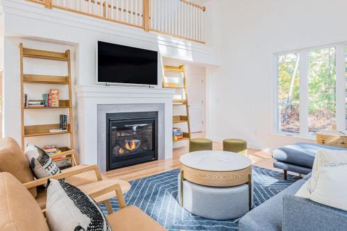 Wellfleet House | Peace Among the Pines