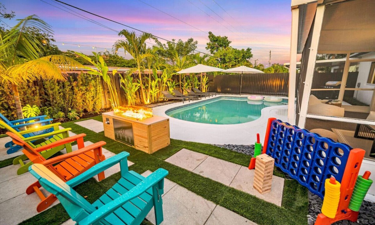 Plantation House | Peace, Pool, Golf & Sunshine 15 Min to Beach