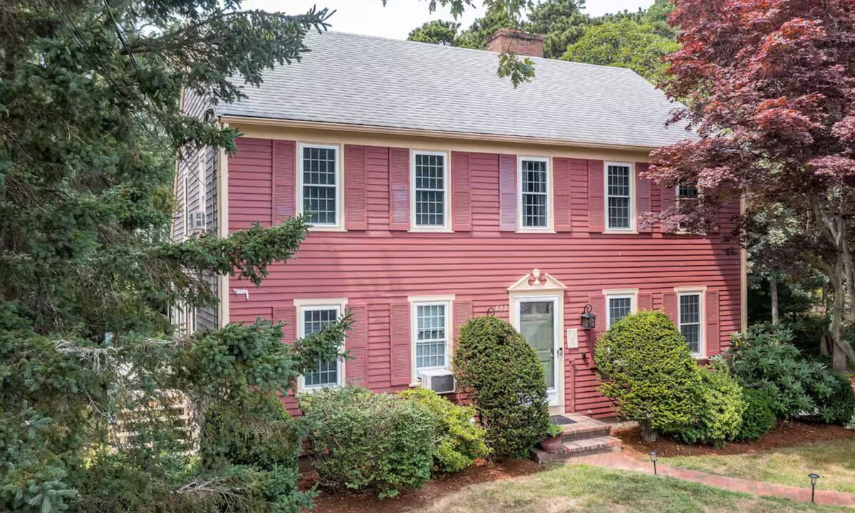 Yarmouth Port House | Peaceful 4- Bedroom house, Perfect for families. Close to main beaches