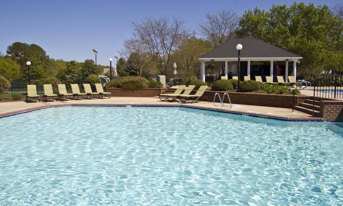 Berkeley Hotel | Perfect for Families! Full Kitchen, Free Parking, Indoor & Outdoor Pools!