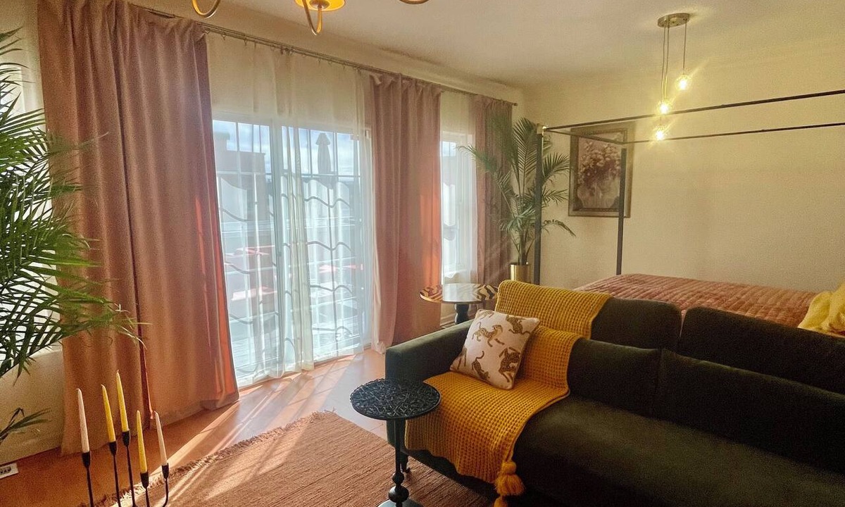 Historic Downtown Apartment | Perfect Stay. Up to 6 persons. 3-bedrooms apartment