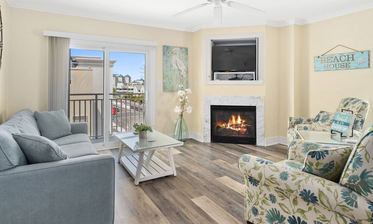 Midtown Ocean City Condo | Perfectly located OCMD family vacation rental 2BR, 2BA, Pool/Hot tub.