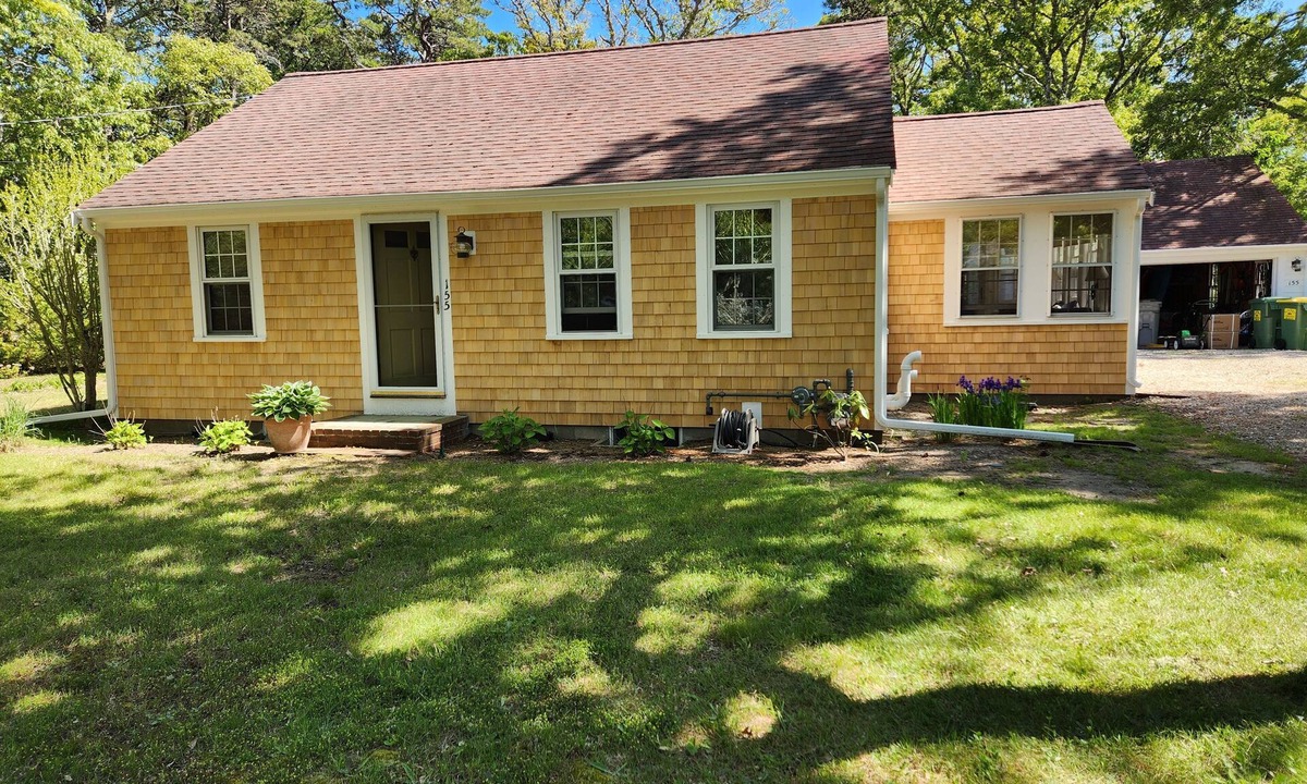 North Eastham House | Pet-friendly Cottage, Walk to Private Association Beach
