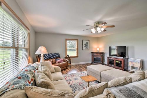 Painter House | Pet-Friendly Woodsy Gem: 1/4 Mi to Chesapeake Bay