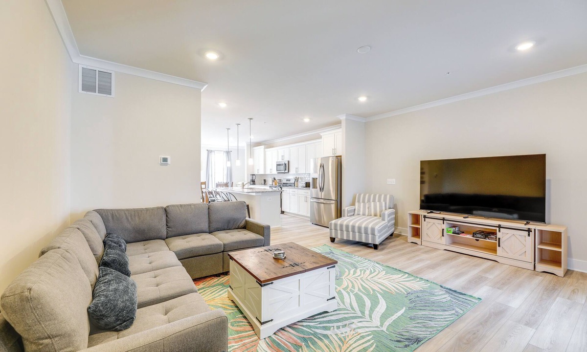 Caine Woods House | Pool Access! Newly Built Ocean City Townhome