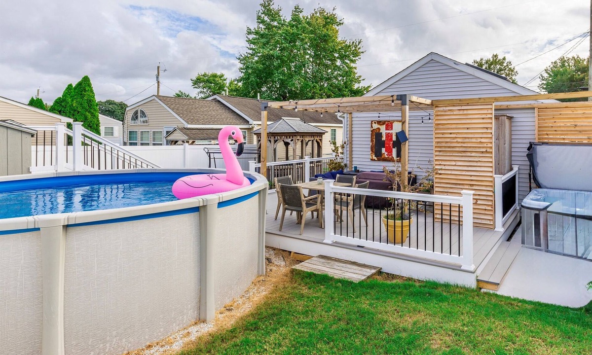 Villas Cottage | Pool and Hot Tub Getaway, Bayside Beach Cape May