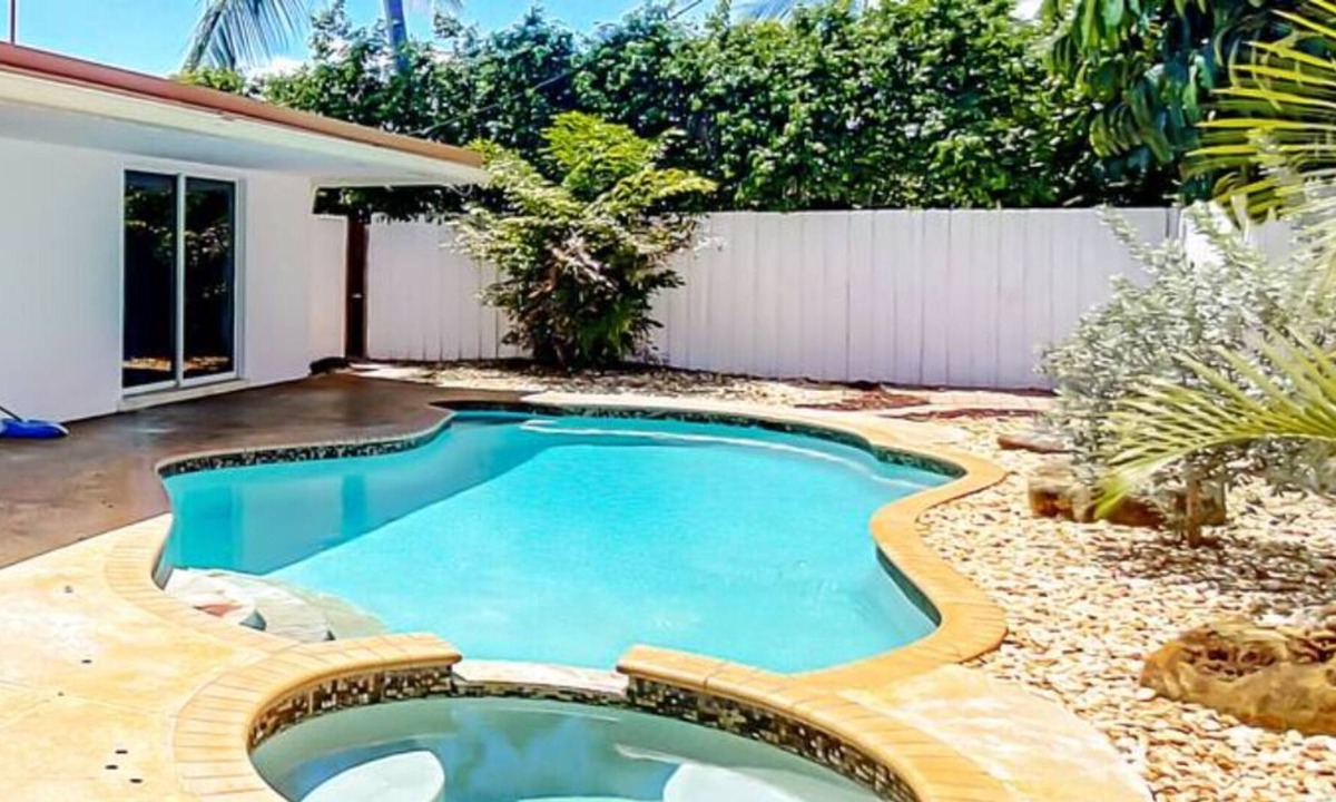 Imperial Point Villa | Pool, Beach and Space for Fun