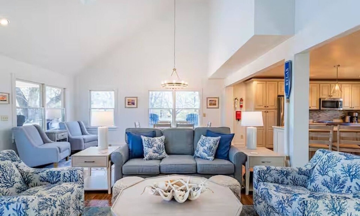 Sea Scape House | Pool + Golf Retreat | Family Escape Near Beach