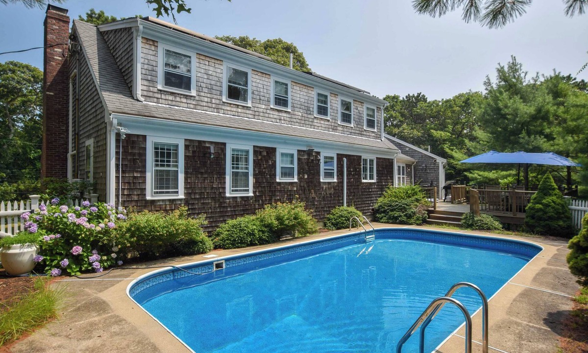 East Harwich House | Pool, Half Mile to Beach!