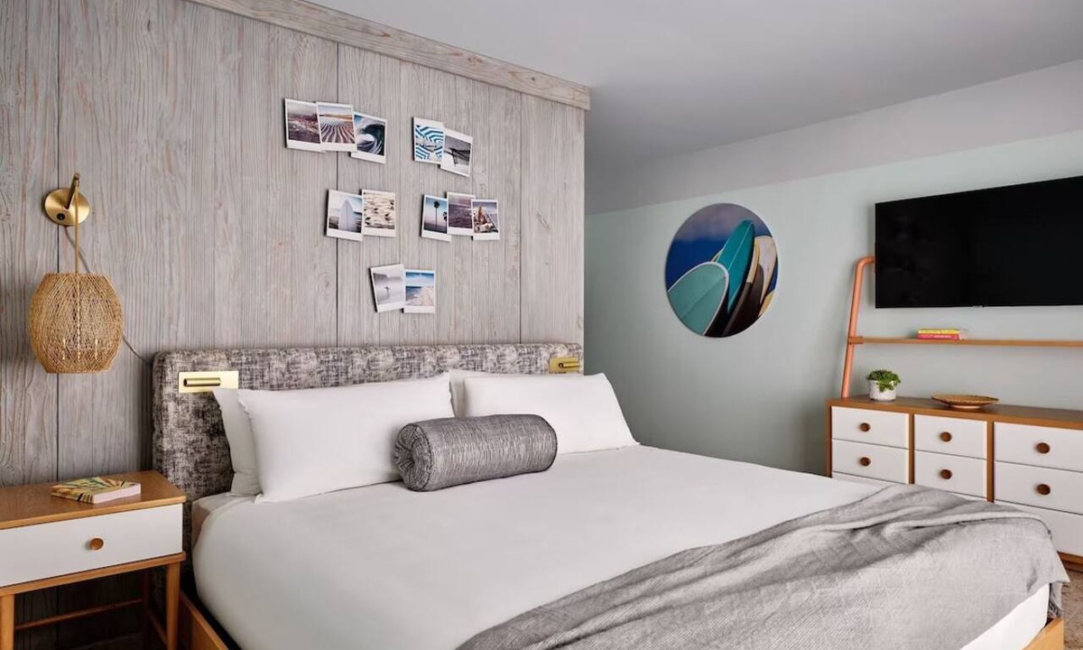 Bass River Hotel | Pool View King & Bunk Suite, Riviera Beach Resort, Kid-Friendly, Garden