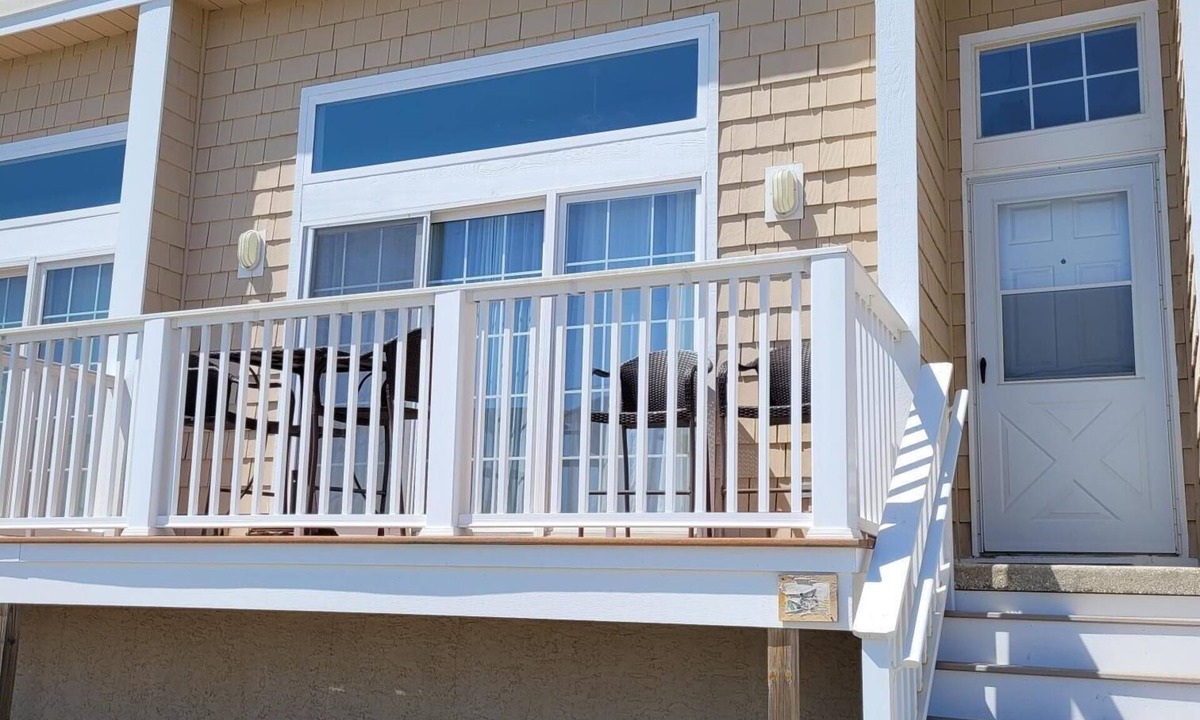 Admiral Estates Condo | Poverty Beach is right across the street from this newly renovated bright Beach Condo.