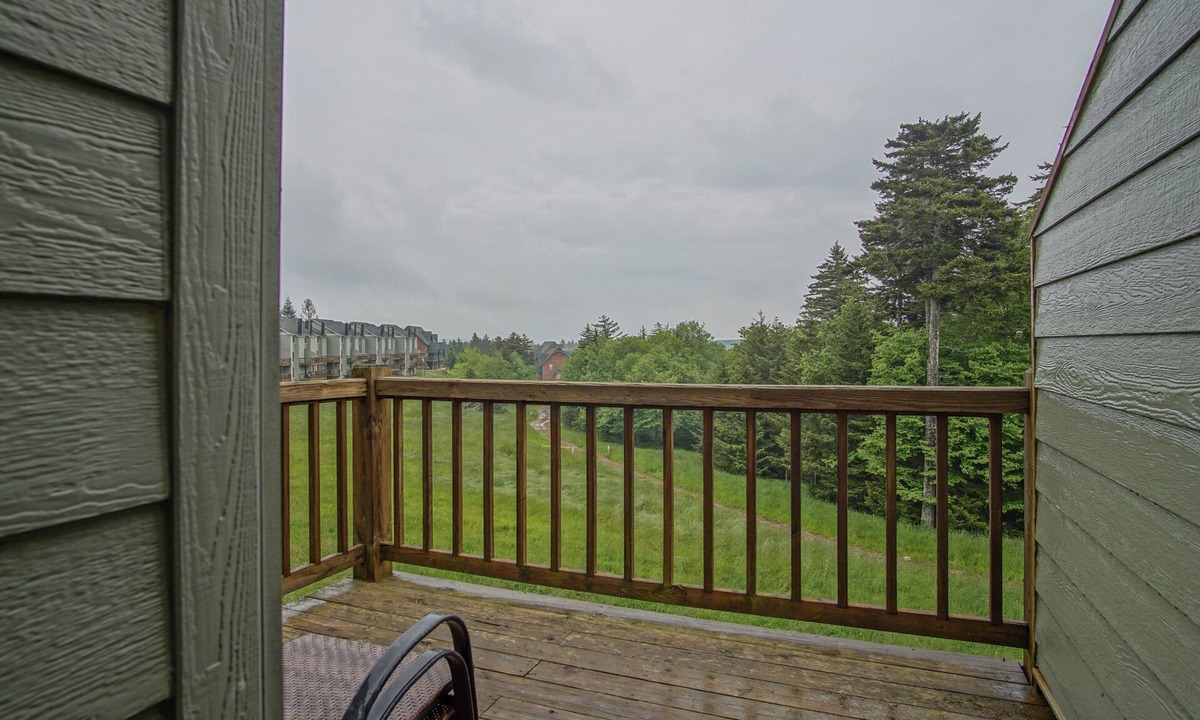 Edray Condo | Powderidge #14: 2 Bedrooms, 2.5 Bath: Slope Side, Wood Fireplace.