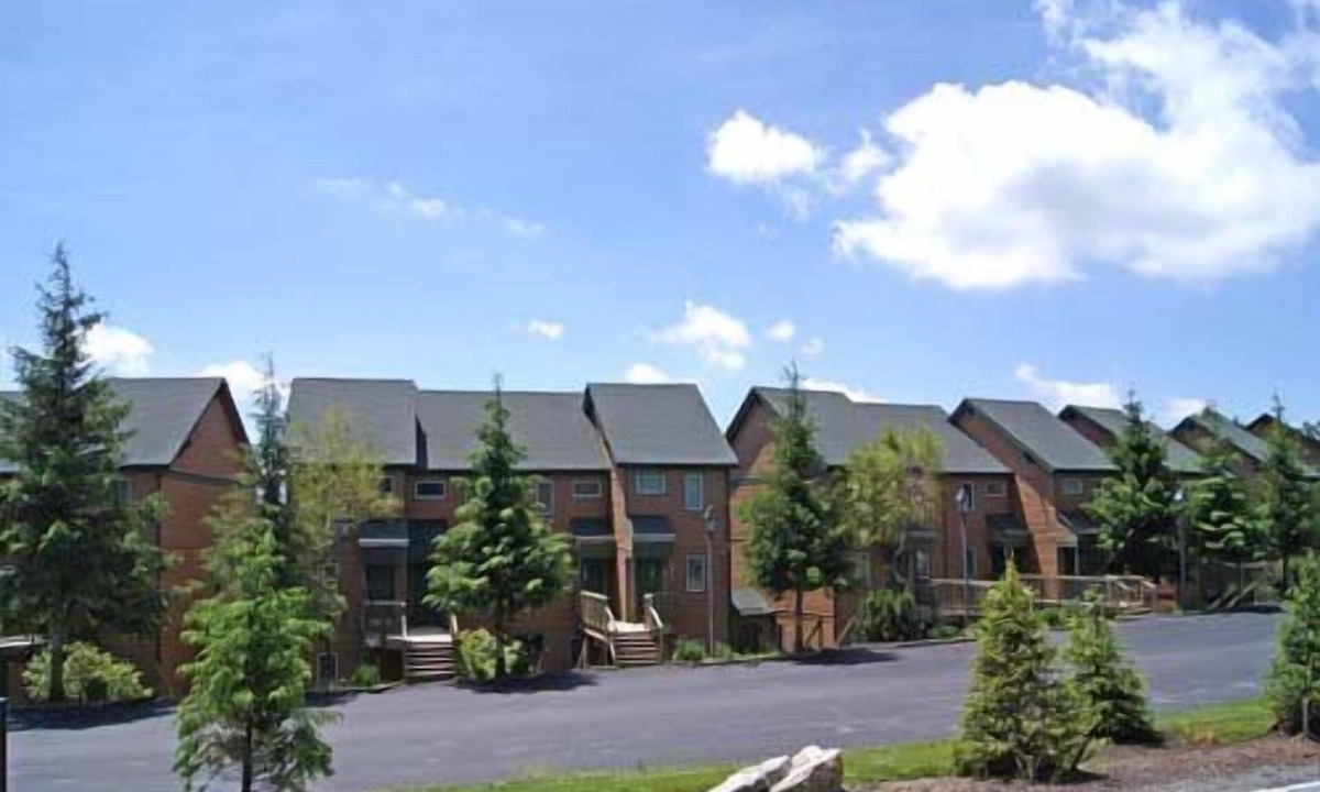 Edray Condo | Powderidge-34: Slope Side, 2 Br Townhome