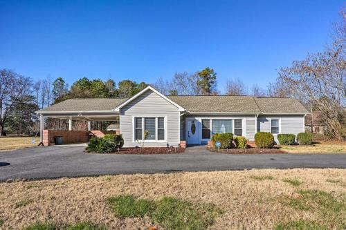 Prince George House | Prince George Getaway Near Historic Sites!