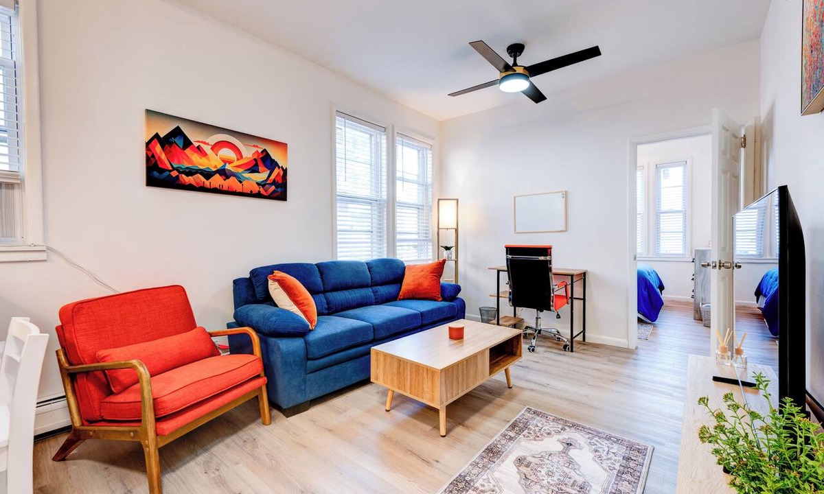 Teaneck Apartment | Private 2BR in Teaneck/13MI to NYC/Free Parking/Laundry/Ideal for Extended stay
