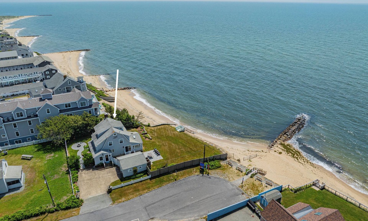 Dennis Port House | Private Beach On Nantucket Sound! (2055)