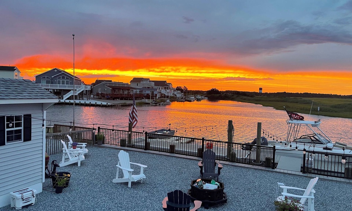Tuckerton Beach House | “Private Dock, Lagoon Front, Beautiful Meadow View at the Fisher Cottage”