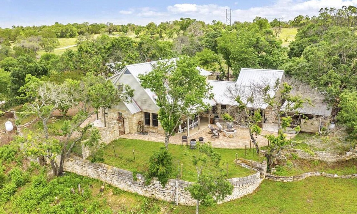 Fredericksburg House | Private Hilltop Farmhouse Incredible Views, Petting Zoo Animals & Hot Tub