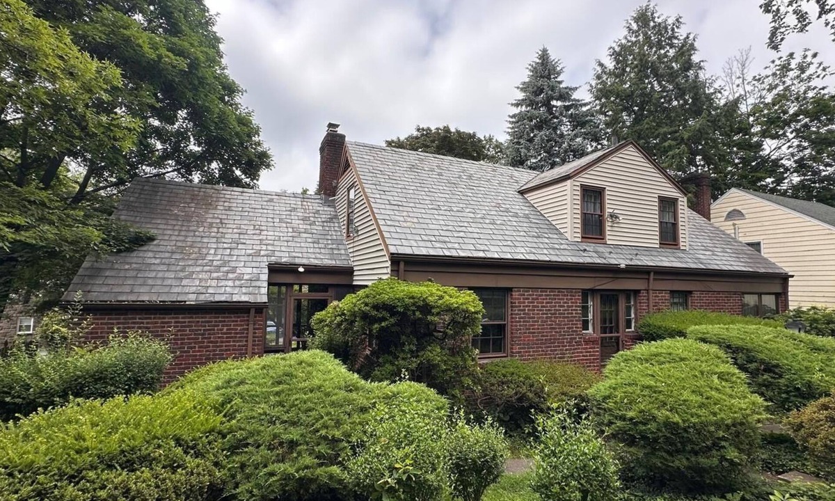 Englewood Apartment | Private House 3Bd 1Bath with BACKYARD 15 min from MetLife Stadium! WORLD CUP