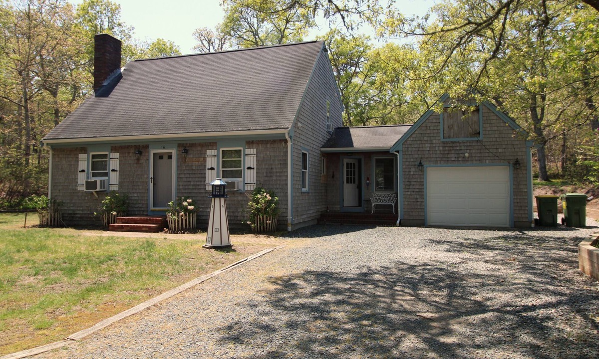 Brewster House | Private Orleans Getaway Near Bakers Pond & Beaches (2422)