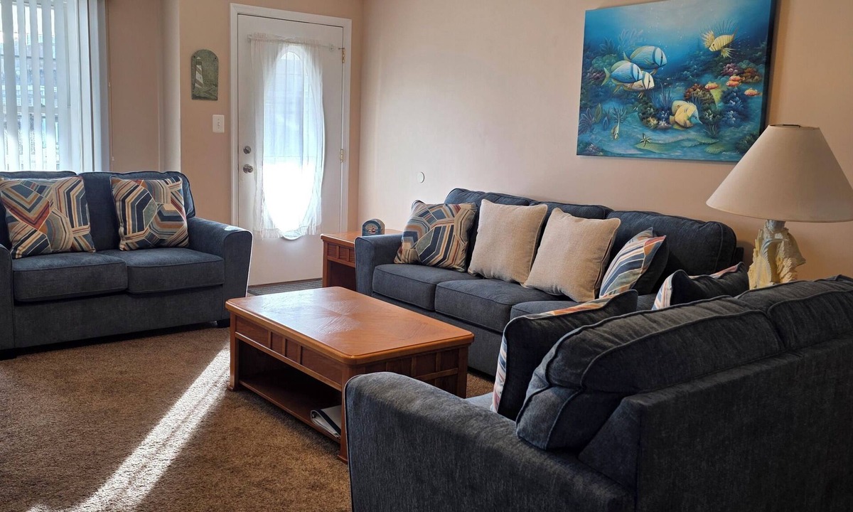 Wildwood Condo | PROMO 10% OFF WEEKLY Condo with TWO (2) MASTER BEDROOMS near the Beach