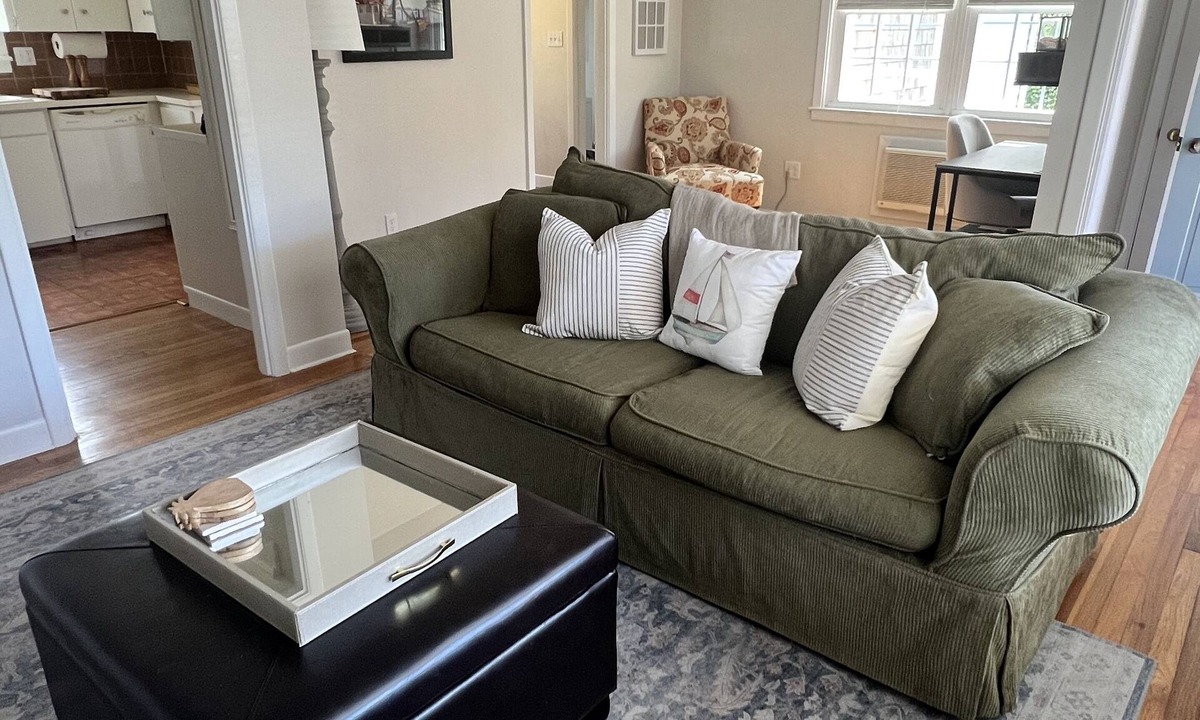 Dartmouth Apartment | Quaint Coastal Cottage in Padanaram