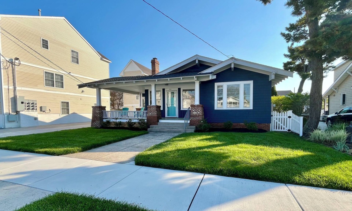 North Wildwood House | Rare Single Family Bungalow 1 Block From Beach!