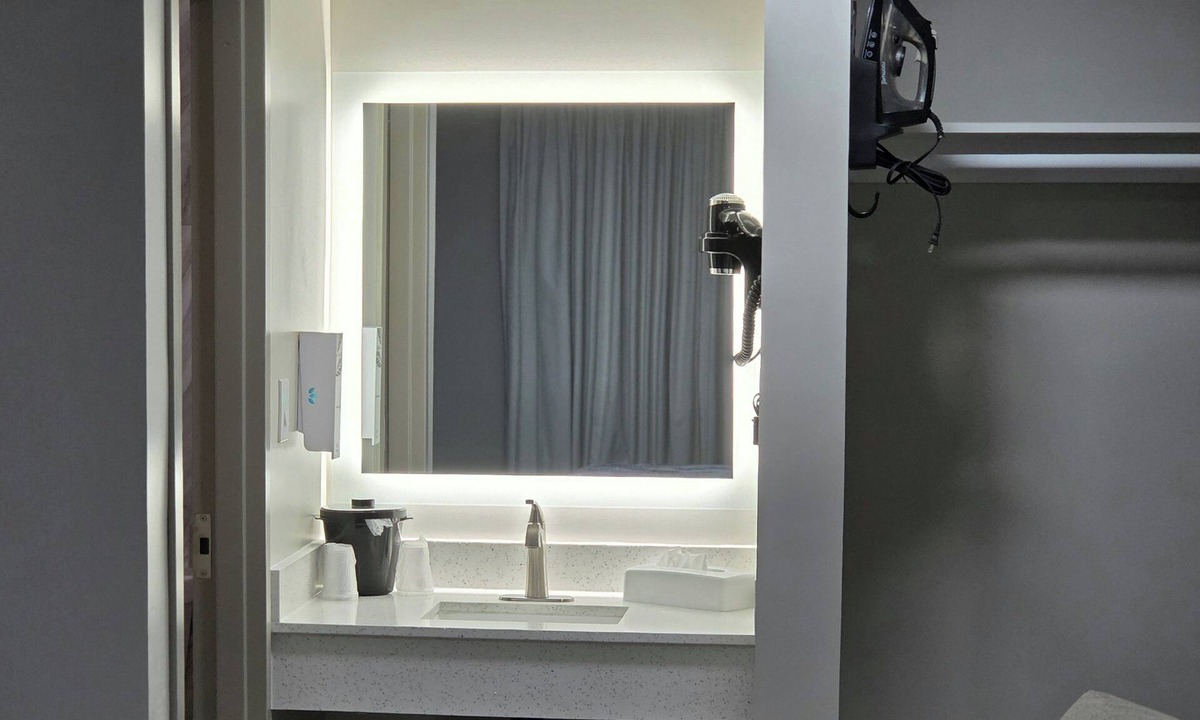 Green Brook Hotel | Red Roof Inn Green Brook - Somerset