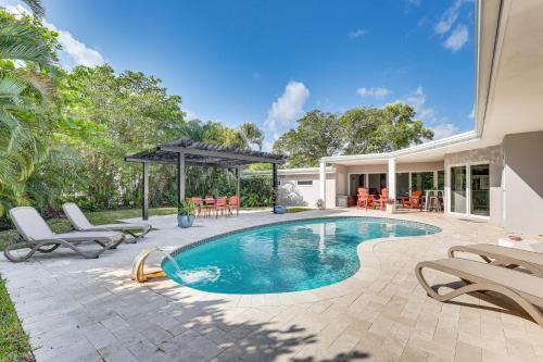 Harbor Beach House | Relax in the Sun! Gem 1 Mi to Las Olas Beach
