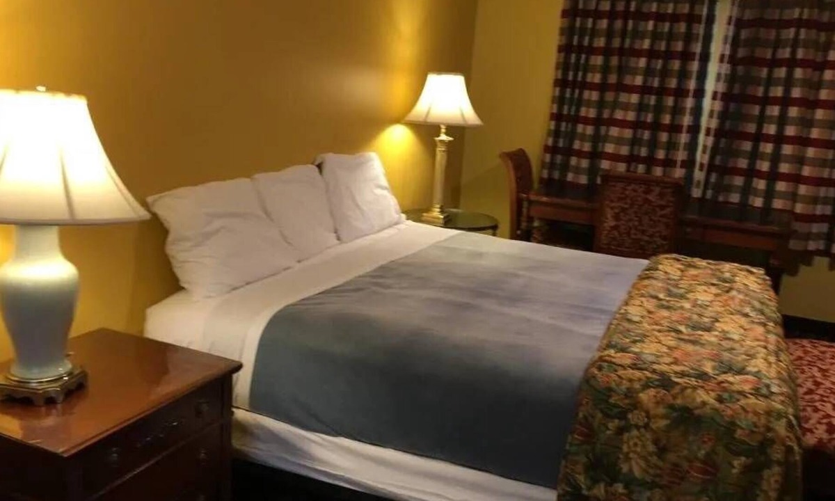 Berlin Hotel | Relax Inn