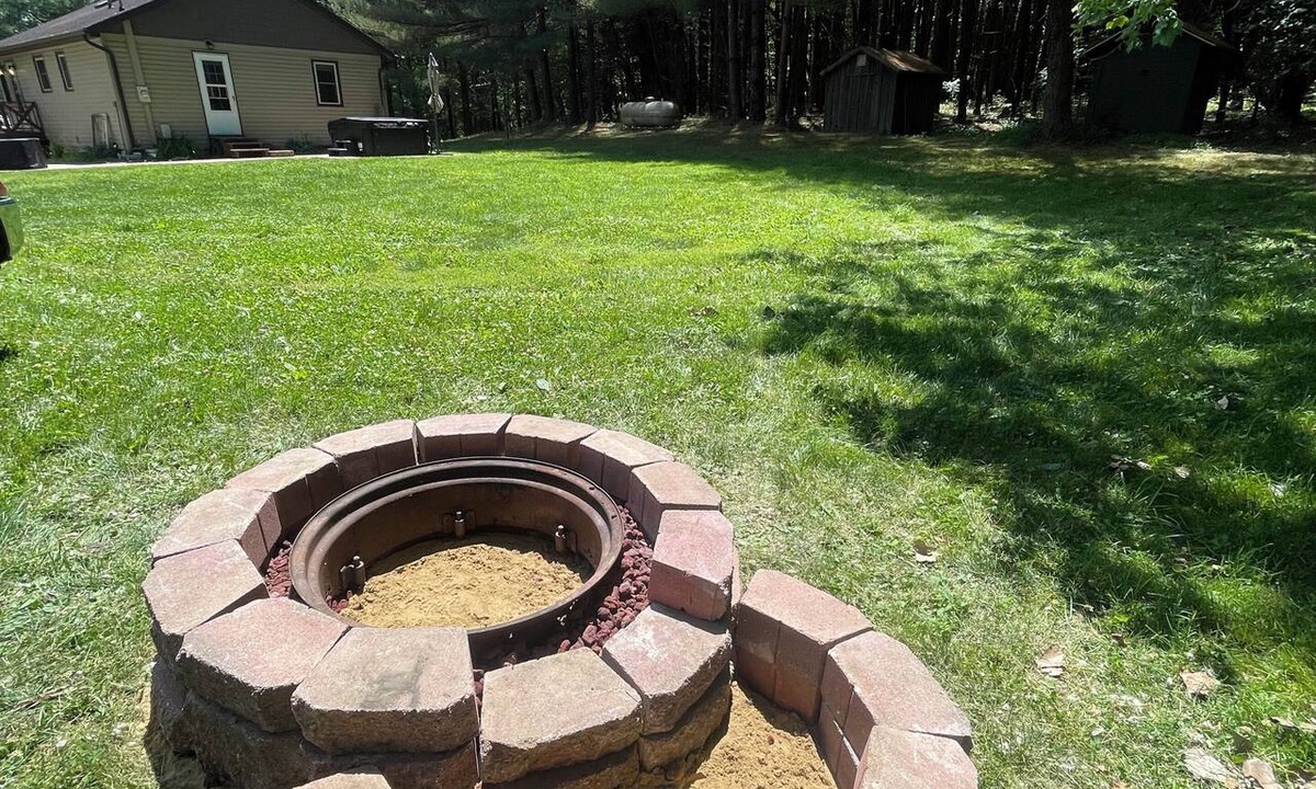 Ashland House | Relax, Unwind & Take in the Gorgeous Scenery at Pinehill Hideaway!