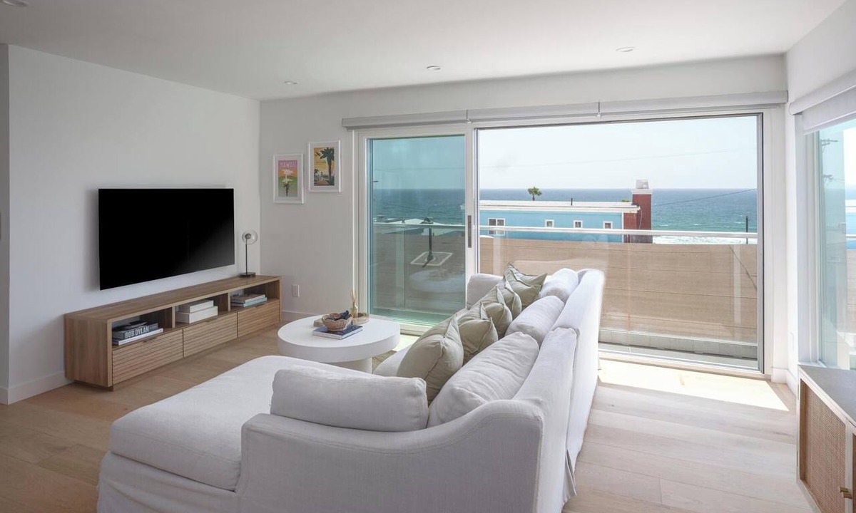 El Porto Apartment | Renovated 2BR Steps from the Pacific with AC, Parking