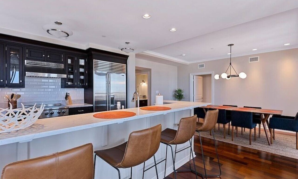 Diamond Beach Condo | Residence 902 at The Grand