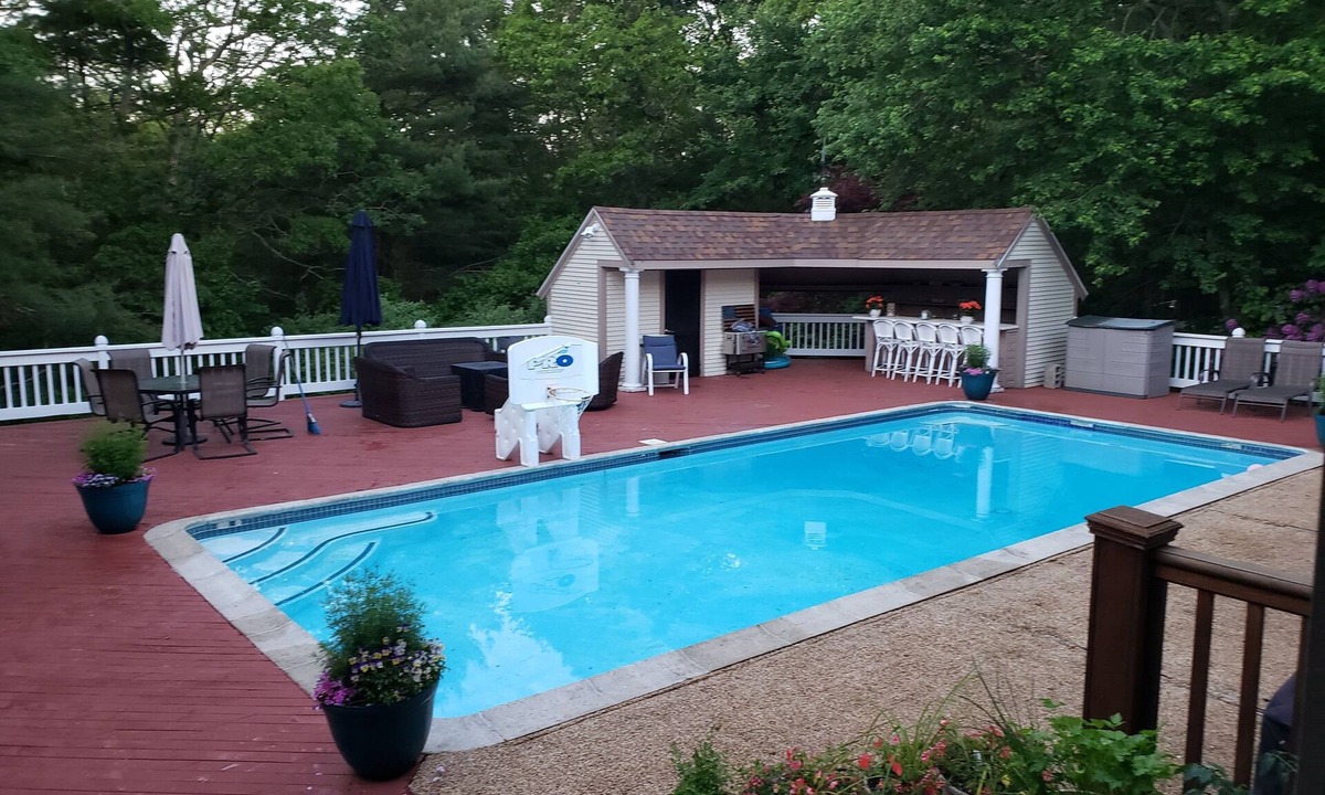 Centerville House | Resort Like Home Sleeps 18, With Pool And Hot Tub Near Craigeville Beach Walk To